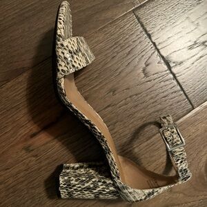 Comfortable Aerosoles 7.5 shoe